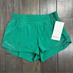 Lululemon NWT Hotty Hot High-Rise Short 2.5" Cascadia Green